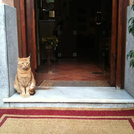 Giardino Dell'alloro - Locazioni Turistiche 住宿加早餐酒店