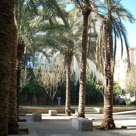 Giardino Dell’alloro - Locazioni Turistiche 3*