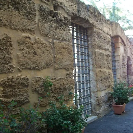 Giardino Dell’alloro - Locazioni Turistiche Bed & Breakfast Palermo