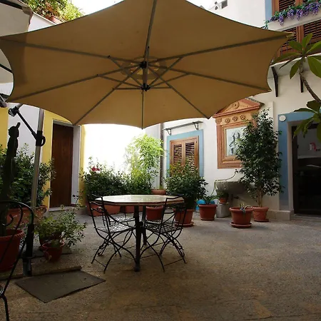 Giardino Dell’alloro - Locazioni Turistiche Palermo
