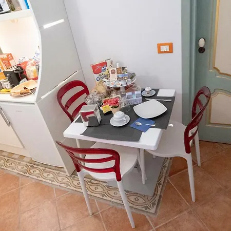 Giardino Dell’alloro - Locazioni Turistiche 3*